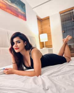 Ashu Reddy: నైట్ డ్రెస్‌లో అషూ రెడ్డి, ఎలా నిద్రపోతోందో చూశారా?