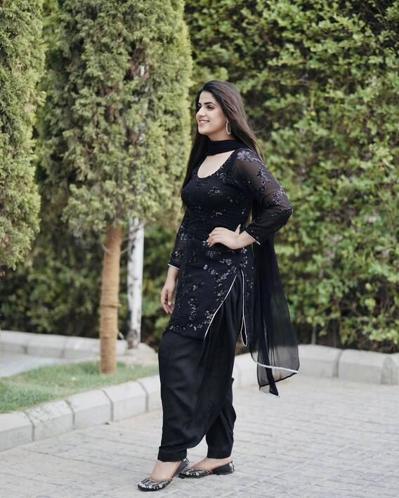 pranjal salwar suit
