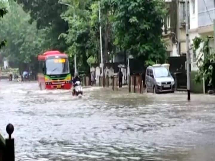 Maharashtra Weather: Red Alert, Heavy Rainfall In Some Parts. Waterlogged Mumbai On Orange Alert Maharashtra Weather: Red Alert, Heavy Rainfall In Some Parts. Waterlogged Mumbai On Orange Alert