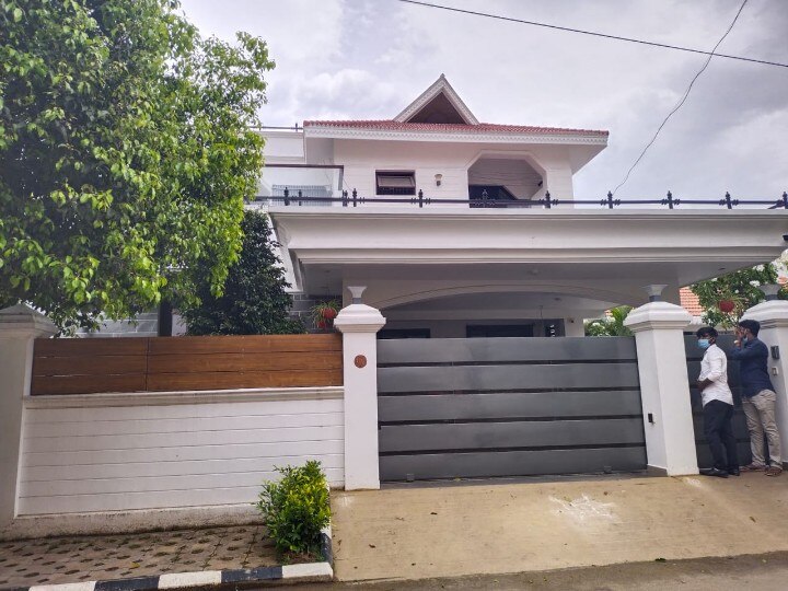 கோவையில் கேசிபி நிறுவனத்தில் இரண்டாவது நாளாக வருமான வரித்துறை அதிகாரிகள் சோதனை