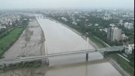 તાપી નદીમાં નવા નીરની આવક, નદીનો આકાશી નજારો