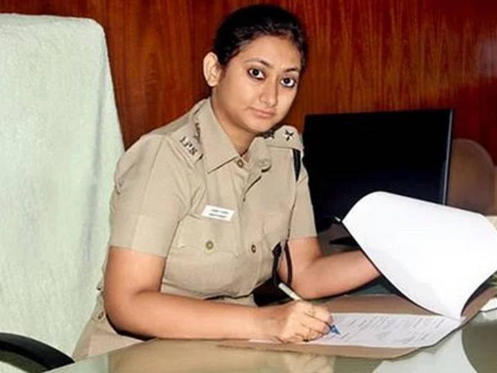 details about pudukottai sp vandita pandey ips Vandita Pandey IPS : காவல்துறையே அலறவிட்டவர் புதுக்கோட்டை எஸ்.பியாக நியமினம் - யார் இந்த வந்திதா பாண்டே?