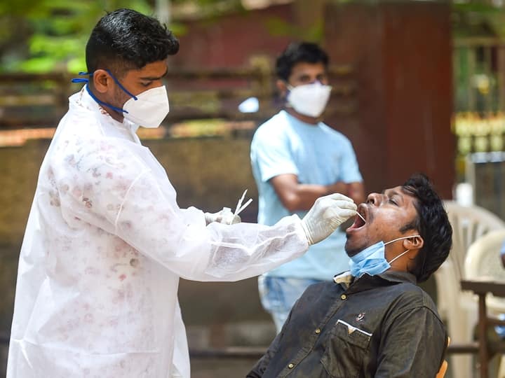 India Corona Cases Today: ndia reports 21,566 new Covid cases and 45 deaths in last 24 hours India Corona Cases Today: દેશમાં છેલ્લા 24 કલાકમાં કોરોનાના કેસમાં મોટો ઉછાળો, નવા 21,566 કેસ નોંધાયા, 45ના મોત