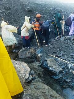 Amarnath Cloudburst: अमरनाथ गुफा के पास बादल फटा, कैंप के बीच से गुजरा सैलाब, सामने आईं दिल दहलाने वाली तस्वीरें