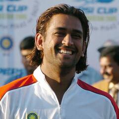 Dhoni various hairstyle photos : தோனியின் கெத்தான பல்வேறு ஹேர்ஸடைல் புகைப்படஙகள்