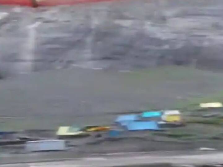 ਜਾਣਕਾਰੀ ਅਨੁਸਾਰ ਹੜ੍ਹ ਵਿਚ 25 ਟੈਂਟ ਵਹਿ ਗਏ ਹਨ ਅਤੇ ਤਿੰਨ ਲੰਗਰਾਂ ਨੂੰ ਨੁਕਸਾਨ ਪਹੁੰਚਿਆ ਹੈ। ਬਚਾਅ ਕਾਰਜ ਜਾਰੀ ਹੈ।