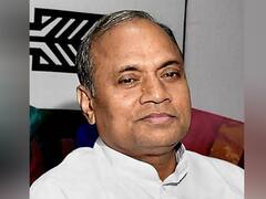 Bihar Politics: केंद्र में मंत्री पद से इस्तीफा देने के बाद पटना पहुंचे RCP सिंह, कहा- अपनी परिश्रम और ताकत से बनाई पहचान