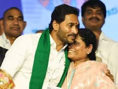 YSRCP Internal Politics : ప్లీనరీలోనే గౌరవాధ్యక్షురాలి రాజీనామా ప్రకటనా ?  షాక్‌లో వైఎస్ఆర్‌సీపీ శ్రేణులు !