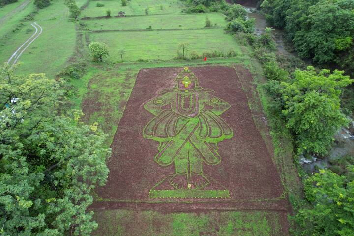 मुळशी तालुक्यातील वातुंडे गावात ही प्रतिकृती तयार करण्यात आली आहे