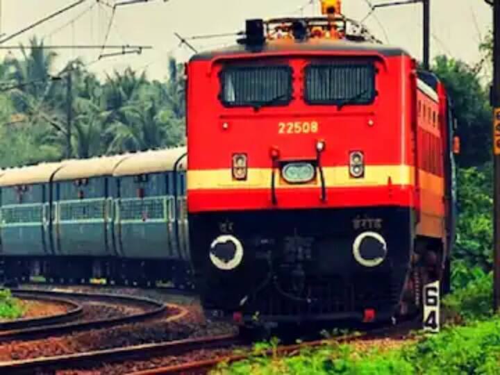 Amethi, Now the train running till Maa Vaishno Dham will have a stop at Nihalgarh railway station ANN Amethi News: सांसद स्मृति ईरानी की पहल पर मिली सुविधा, निहालगढ़ में रुकेगी माता वैष्णो धाम जाने वाली ट्रेन