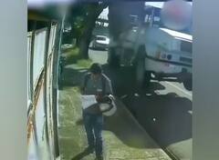 Viral Video : ટોઇંગવાનનો આવો અકસ્માત તમે જીંદગીમાં ક્યારેય નહીં જોયો હોય, યુવકનો થયો ચમત્કારીક બચાવ