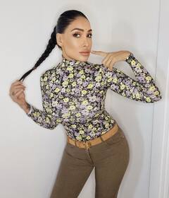 Kaali पोस्टर विवाद पर बिग बॉस फेम एक्ट्रेस ने किया रिएक्ट, 'मां काली सिगरेट नहीं पीतीं'