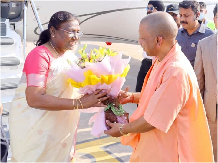 UP CM Yogi Adityanath reached airport to receive nda candidate for presidential election draupadi murmu Lucknow: लखनऊ पहुंचीं NDA की राष्ट्रपति उम्मीदवार द्रौपदी मुर्मू, सीएम योगी समेत BJP के कई बड़े नेताओं ने किया स्वागत