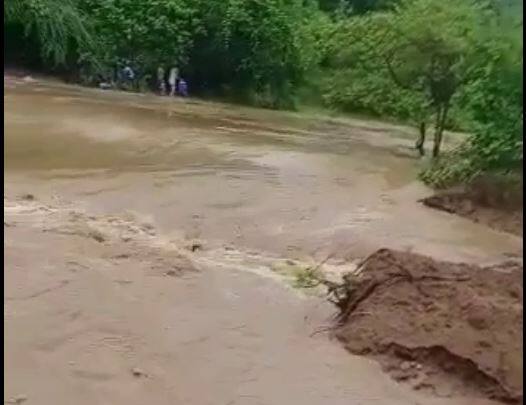 Ashgol village of Dabhoi taluka lost contact due to heavy rains Gujarat Rain: ભારે વરસાદને પગલે વડોદરાનું આ ગામ બન્યું સંપર્ક વિહોણું