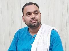 Muzaffarpur News: कॉलेज में बच्चों की उपस्थिति से दुखी नहीं हैं सहायक प्रोफेसर ललन कुमार, सैलरी लौटाने की वजह तो ये है