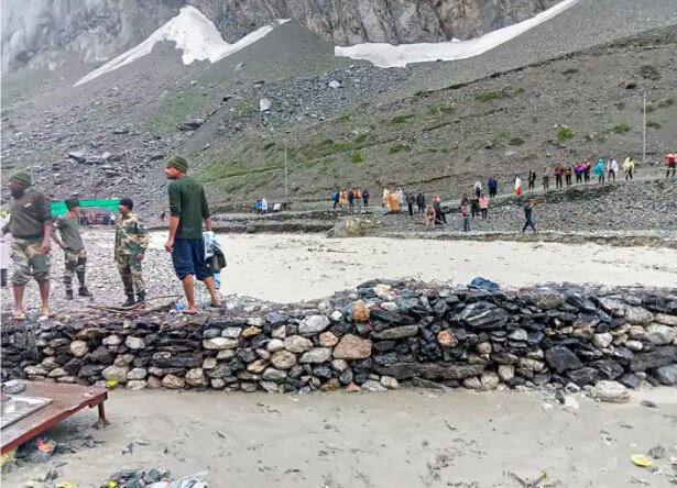 Amarnath yatra 2022 cloud burst near Amarnath Cave Amarnath Cloudburst : ਅਮਰਨਾਥ ਗੁਫਾ ਨੇੜੇ ਫਟਿਆ ਬੱਦਲ , 15 ਲੋਕਾਂ ਦੀ ਮੌਤ , ਬਚਾਅ ਕਾਰਜ ਜਾਰੀ