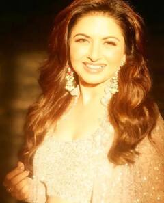 Bhagyashree Photos: 53 ਸਾਲ ਦੀ ਉਮਰ `ਚ ਵੀ ਭਾਗਿਆਸ਼੍ਰੀ ਦੇ ਹੁਸਨ ਦਾ ਜਾਦੂ ਬਰਕਰਾਰ, ਦੇਖੋ ਤਸਵੀਰਾਂ