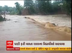 નવસારીઃ વાંસદામાં ધોધમાર વરસાદથી રસ્તાઓ થયા પાણી પાણી
