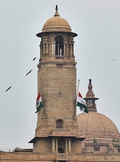 IN PICS | India Observes Day-Long State Mourning As Mark Of Respect For Shinzo Abe