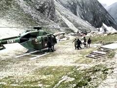 Amarnath Cloudburst: मलबे में जिंदगी की तलाश में जुटे जवान! रेस्क्यू ऑपरेशन की ताजा तस्वीरें