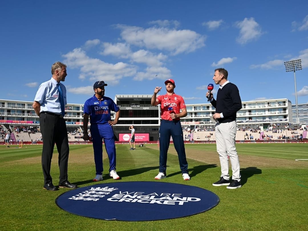 ENG vs IND, 2nd T20, Toss Update : भारतीय संघात चार महत्त्वाचे बदल, इंग्लंडचा नाणेफेक जिंकत गोलंदाजीचा निर्णय IND vs ENG 2nd T20 Live England Won toss and elected to ball first see final playing 11 ENG vs IND, 2nd T20, Toss Update : भारतीय संघात चार महत्त्वाचे बदल, इंग्लंडचा नाणेफेक जिंकत गोलंदाजीचा निर्णय