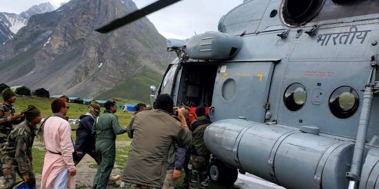 Amarnath Cloudburst 15,000 Rescued, 40 Still Missing rescue operation ongoing Amarnath Cloudburst: নতুন করে বিপর্যয়ের আশঙ্কা, যুদ্ধকালীন পরিস্থিতিতে চলছে উদ্ধারকার্য, অমরনাথে এখনও নিখোঁজ ৪০