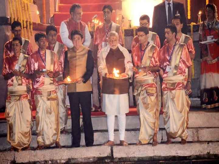 Varanasi News Kashi plunged into a wave of mourning over the death of former Japan PM Shinzo Abe ANN Varanasi News: जापान के पूर्व पीएम शिंजो आबे के निधन पर शोक की लहर में डूबी काशी, सभी याद कर रहे यह खास पल