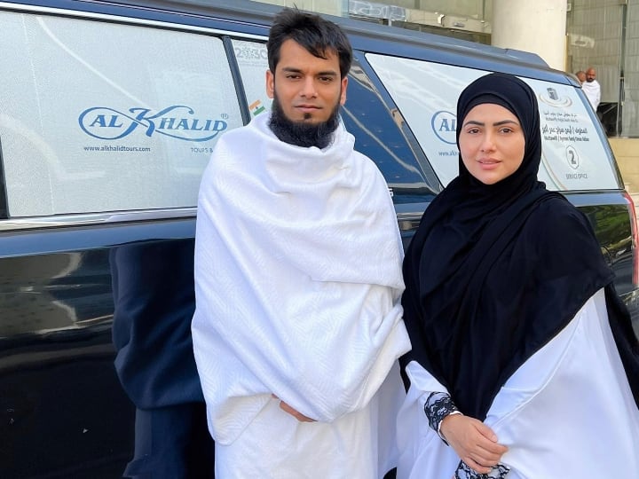 Bigg Boss Fame Sana Khan Begins Hajj With Husband Anas Saiyad Bigg Boss Fame Sana Khan Husband Anas Saiyad Shares First Hajj Mecca Pics Bigg Boss Fame Sana Khan Begins Hajj With Husband Anas Saiyad