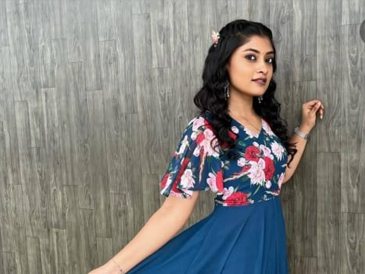 உனக்கென்ன வேணும் சொல்லு உலகத்தை காட்டச் சொல்லு !