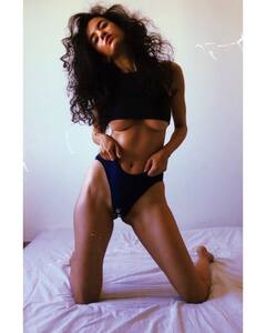 Saba Azad Pics: ऋतिक रोशन की लेडी लव सबा आजाद हैं बेहद बिंदास, तस्वीरें देख आप भी कहेंगे यही