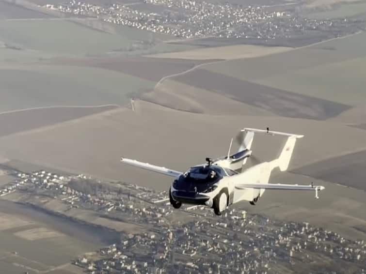 slovakia flying car cleared for takeoff gets approval to operate watch video marathi news Flying Car : परिवहन प्राधिकरणाकडून AirCar च्या उड्डाणाला मिळाली मंजुरी; व्हिडीओ पाहा