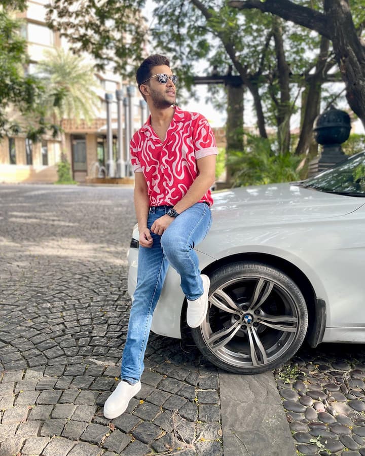 అభిజీత్ హ్యాండ్సమ్ ఫోటోలు  -Image credit: Abijeet/Instagram