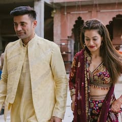 In Pics: शादी से पहले आगरा के इस 850 साल पुराने मंदिर में आशीर्वाद लेने पहुंचे Sangram Singh और Payal Rohatgi, देखिए ये तस्वीरें