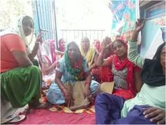 Rudraprayag News: वेतन बढ़ोतरी को लेकर सफाई कर्मियों की हड़ताल जारी, कूड़े के ढेर लगने से बीमारी का सता रहा डर