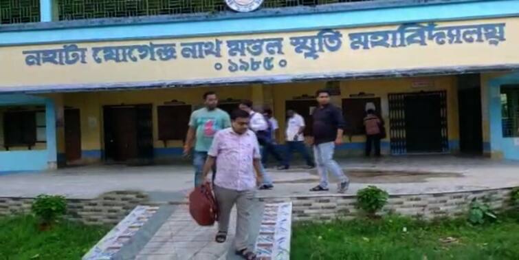 Firearm And Bullets Retrieved From College Almirah In North 24 Parganas Firearms Retrieved: নথিপত্রের জায়গায় আগ্নেয়াস্ত্র-কার্তুজ, গোপালনগরের কলেজের ঘটনায় শোরগোল