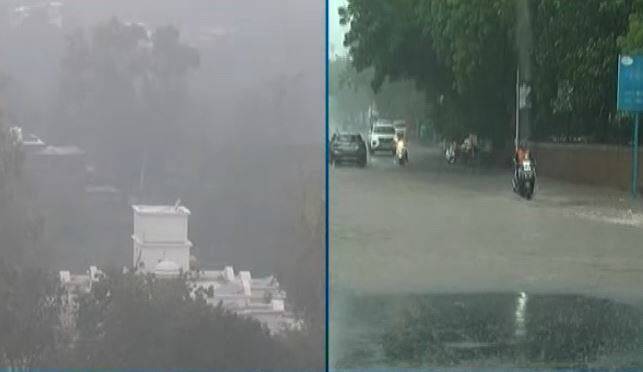 Ahmedabad Rain flooded many societies અમદાવાદમાં પ્રિ-મોન્સૂન કામગીરીના ઉડ્યા ધજાગરા,  એક કલાકના વરસાદમાં અનેક સોસાયટીમાં ભરાયા પાણી