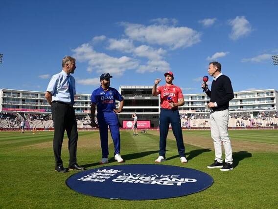 ENG vs IND 2nd T20: प्लेइंग इलेवन में Virat Kohli की हुई वापसी, रोहित-पंत कर रहे ओपनिंग ENG vs IND 2nd T20: प्लेइंग इलेवन में Virat Kohli की हुई वापसी, रोहित-पंत कर रहे ओपनिंग