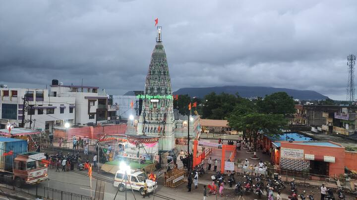 श्री विठ्ठल रुक्मिणी विश्वस्त मंडळाच्यावतीने यात्रेची जय्यत तयारी करण्यात आली आहे. (फोटो - अनिकेत घोडके)
