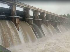 In Pics : తెలంగాణలో భారీ వర్షాలు, నిండుకుండల్లా ప్రాజెక్టులు