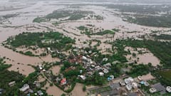 Gujarat Rain: ઓરંગા નદી બની ગાાંડીતૂર, NDRFની ટીમે 70 લોકોનું કર્યું રેસ્ક્યુ