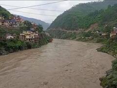 Rudraprayag News: लगातार बारिश से अलकनंदा नदी उफान पर, बह रही खतरे के निशान के करीब, अलर्ट जारी