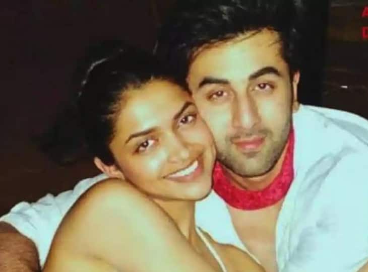 Ranbir Kapoor Affairs: ऐसे हुई थी रणबीर कपूर और दीपिका पादुकोण की पहली मुलाकात, फर्स्ट डेट पर हुई थी ये दिलचस्प बात! Ranbir Kapoor Deepika Padukone Love Story interesting details Ranbir Kapoor Affairs: ऐसे हुई थी रणबीर कपूर और दीपिका पादुकोण की पहली मुलाकात, फर्स्ट डेट पर हुई थी ये दिलचस्प बात!