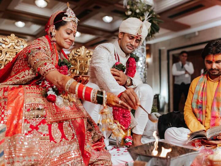 मालूम हो कि पायल रोहतगी और संग्राम सिंह पिछले 12 सालों से एक दूजे के साथ में थे. ऐसे में 9 जुलाई को इन दिनों ने अपने प्यारे रिश्ते को शादी का रूप दे दिया.