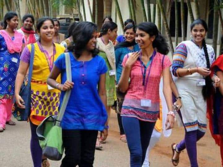 tn scholarship for college students 2022 deadline ended today RS 1000 Scholarship: கல்லூரி மாணவிகளுக்கு ரூ.1,000 உதவித்தொகை... விண்ணப்பிக்க இன்றே கடைசி நாள்..!