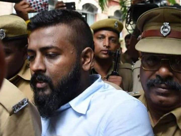 Sukesh Chandrasekhar Case: सीबीआई ने सुकेश चंद्रशेखर के खिलाफ चार्जशीट दाखिल की, रंगदारी वसूलने का है मामला