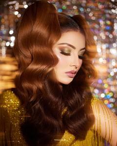 Urvashi Rautela: స్పైసీ చూపులతో ఊర్వశి లేటెస్ట్ పోజులు