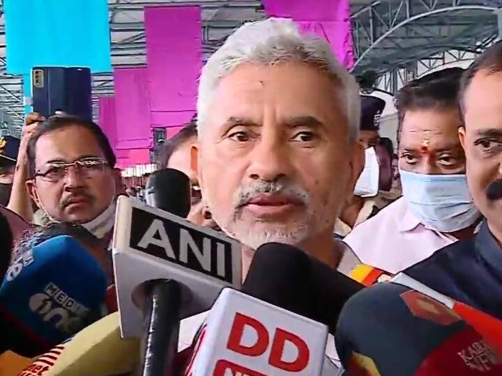 Sri Lanka Crisis: 'No Refugee Crisis Right Now': Union Minister S Jaishankar Upon His Arrival In Kerala Sri Lanka Protests | 'No Refugee Crisis Right Now': Union Minister S Jaishankar Upon His Arrival In Kerala