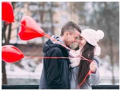 Relationship Advice : लड़कियों को इंप्रेस करना है टेढ़ी खीर, इन उपायों से आसान करें अपनी मंजिल