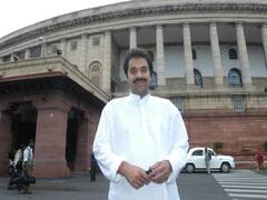 Kuldeep Bishnoi Meets Shah, Nadda, Sparks Speculation He May Join BJP
