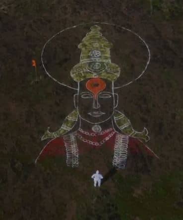 कातळ दगडावर साकारली 40 फुट विठ्ठलाची रांगोळी